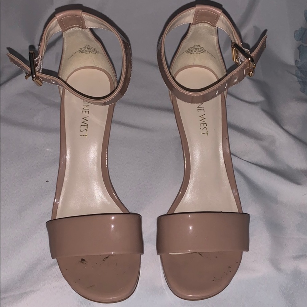 Nine West nude heel size 7 - Picture 2 of 5